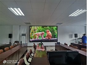 LG宣布開發(fā)透明OLED顯示屏自動門，OLED 透明屏即將迎來春天？