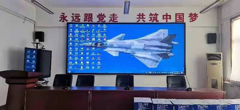 室內(nèi)P2全彩屏完成一塊，積極復(fù)工復(fù)產(chǎn)，抗疫堅(jiān)持到底